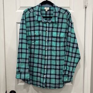 Women’s 2x plaid cotton button down shirt